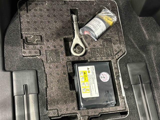 タントカスタムＲＳ　ターボ　運転席・助手席シートヒーター純正ナビ装着用アップグレードパック　両側電動スライドドア　電動パーキングブレーキ　オートブレーキホールド機能　格納式リヤドアサンシェード　運転席シートリフター　チルトステアリング　キーフリーシステム（広島県）の中古車