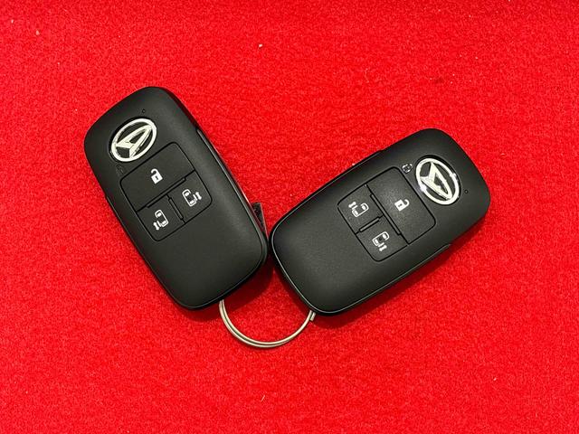 タントカスタムＲＳ　ターボ　運転席・助手席シートヒーター純正ナビ装着用アップグレードパック　両側電動スライドドア　電動パーキングブレーキ　オートブレーキホールド機能　格納式リヤドアサンシェード　運転席シートリフター　チルトステアリング　キーフリーシステム（広島県）の中古車