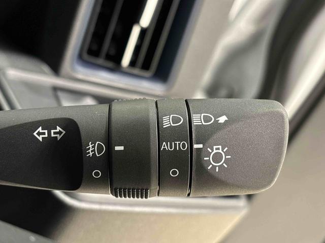 タントカスタムＲＳＬＥＤオートライト　パワースライドドアウェルカムオープン機能　電動パーキングブレーキ　運転席助手席シートヒーター　アルミホイール　キーフリーシステム　　オート電動格納式ドアミラー（広島県）の中古車