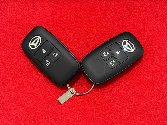 タントカスタムＲＳＬＥＤオートライト　パワースライドドアウェルカムオープン機能　電動パーキングブレーキ　運転席助手席シートヒーター　アルミホイール　キーフリーシステム　　オート電動格納式ドアミラー（広島県）の中古車