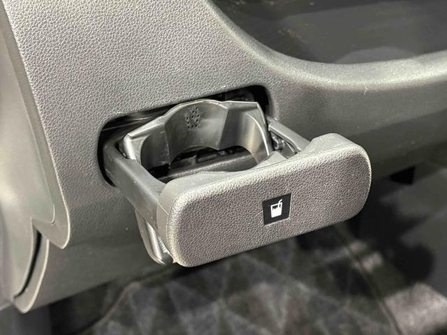 キャストスポーツＳＡII　８インチナビ　ドラレコ　ＥＴＣ　ターボ車ＴＶキット　ＬＥＤヘッドライト　ＬＥＤフォグランプ　プッシュボタンスタート　オートライト　オートハイビーム　ＳＲＳサイドエアバッグ　パドルシフト　オーディオ操作用ステアリングスイッチ　シートリフター（広島県）の中古車