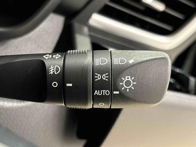 トールカスタムＧ　ＳＡII　ナビ　ＥＴＣＬＥＤヘッドランプ・フォグランプ　アルミホイール　オートライト　プッシュボタンスタート　　パワースライドドア　キーフリーシステム（広島県）の中古車