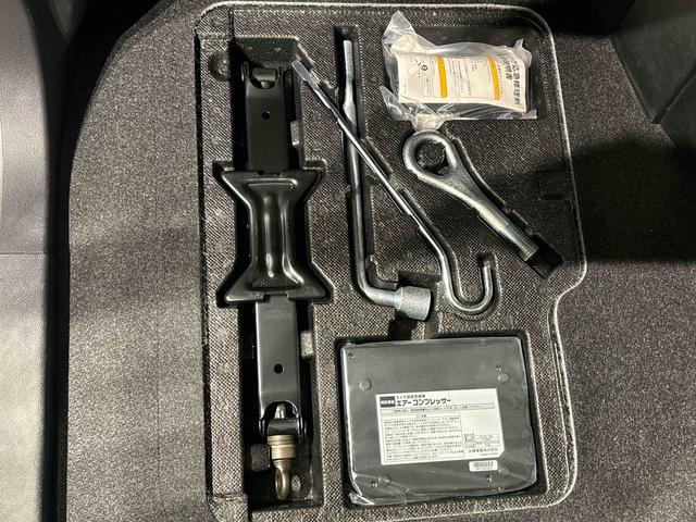 トールカスタムＧ　ＳＡII　ナビ　ＥＴＣＬＥＤヘッドランプ・フォグランプ　アルミホイール　オートライト　プッシュボタンスタート　　パワースライドドア　キーフリーシステム（広島県）の中古車