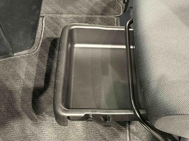 トールカスタムＧ　ＳＡII　ナビ　ＥＴＣＬＥＤヘッドランプ・フォグランプ　アルミホイール　オートライト　プッシュボタンスタート　　パワースライドドア　キーフリーシステム（広島県）の中古車