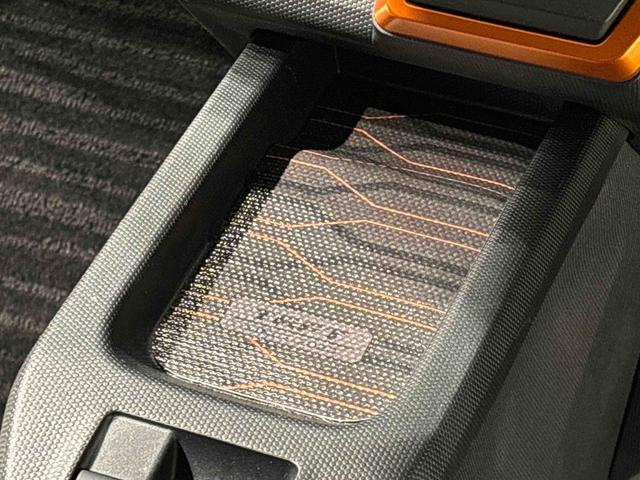 タフトGターボ パにラマモニター カーナビゲーション付きスカイフィールトップ クロムパック メッキパック シルバーアンダーガーニッシュ インテリアアクセント LEDオートライト&フォグランプ 電動パーキングブレーキ バックカメラ アルミホイール(広島県)の中古車