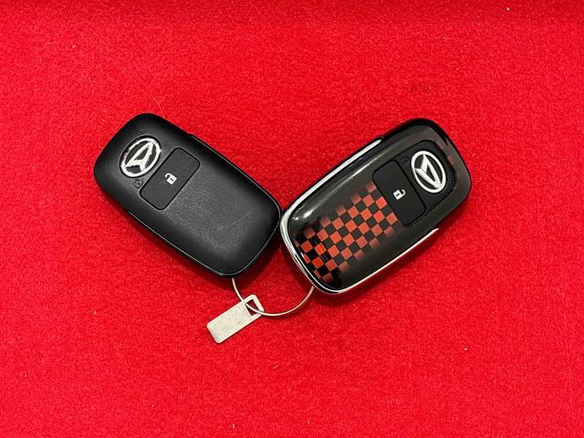 タフトGターボ パにラマモニター カーナビゲーション付きスカイフィールトップ クロムパック メッキパック シルバーアンダーガーニッシュ インテリアアクセント LEDオートライト&フォグランプ 電動パーキングブレーキ バックカメラ アルミホイール(広島県)の中古車