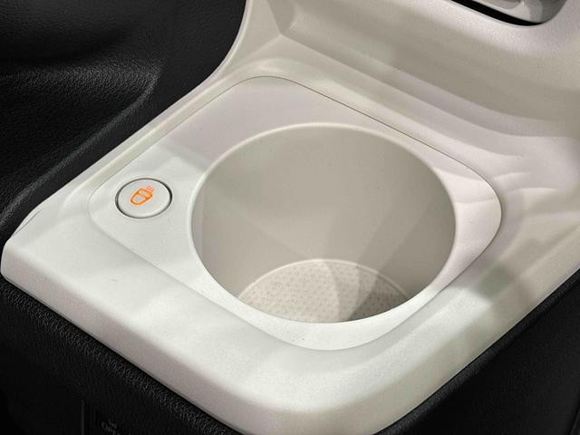 ムーヴキャンバスストライプスＧ　バックモニター　後席両側パワースライドドア運転席・助手席シートヒーター　電動パーキングブレーキ　ＬＥＤヘッドライト・フォグランプ　サイドエアバッグ　オートライト　オートエアコン　キーフリーシステム　アイドリングストップ機能（広島県）の中古車