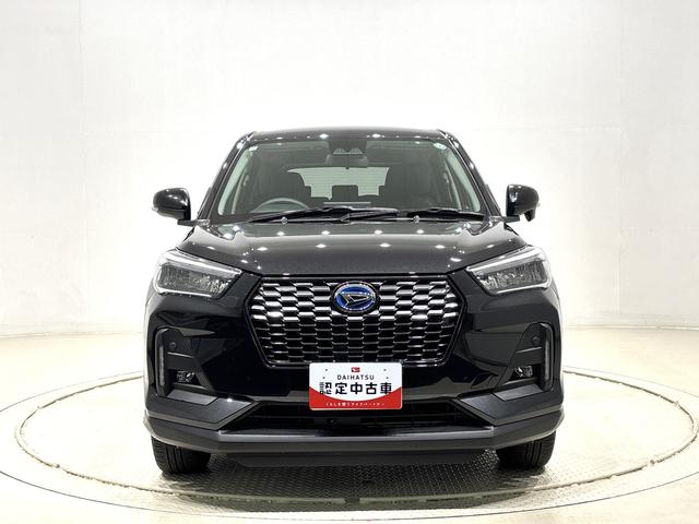 ロッキープレミアムＧ　ＨＥＶ　９インチディスプレイオーディオＬＥＤヘッドランプ・フォグランプ　全車速追従機能付アダプティブクルーズコントロール　レーンキープコントロール　ブラインドスポットモニター　１７インチアルミホイール　シートヒーター（広島県）の中古車