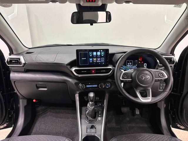 ロッキープレミアムＧ　ＨＥＶ　９インチディスプレイオーディオＬＥＤヘッドランプ・フォグランプ　全車速追従機能付アダプティブクルーズコントロール　レーンキープコントロール　ブラインドスポットモニター　１７インチアルミホイール　シートヒーター（広島県）の中古車