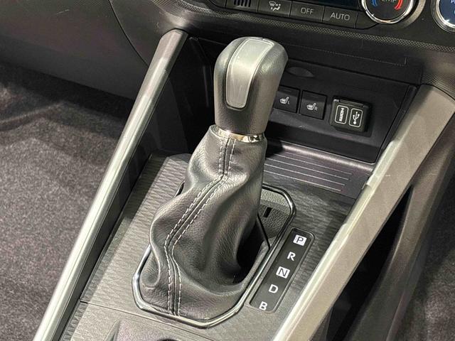 ロッキープレミアムＧ　ＨＥＶ　９インチディスプレイオーディオＬＥＤヘッドランプ・フォグランプ　全車速追従機能付アダプティブクルーズコントロール　レーンキープコントロール　ブラインドスポットモニター　１７インチアルミホイール　シートヒーター（広島県）の中古車