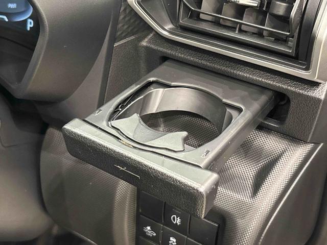 ロッキープレミアムＧ　ＨＥＶ　９インチディスプレイオーディオＬＥＤヘッドランプ・フォグランプ　全車速追従機能付アダプティブクルーズコントロール　レーンキープコントロール　ブラインドスポットモニター　１７インチアルミホイール　シートヒーター（広島県）の中古車