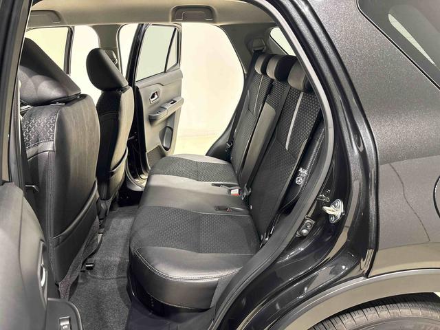 ロッキープレミアムＧ　ＨＥＶ　９インチディスプレイオーディオＬＥＤヘッドランプ・フォグランプ　全車速追従機能付アダプティブクルーズコントロール　レーンキープコントロール　ブラインドスポットモニター　１７インチアルミホイール　シートヒーター（広島県）の中古車