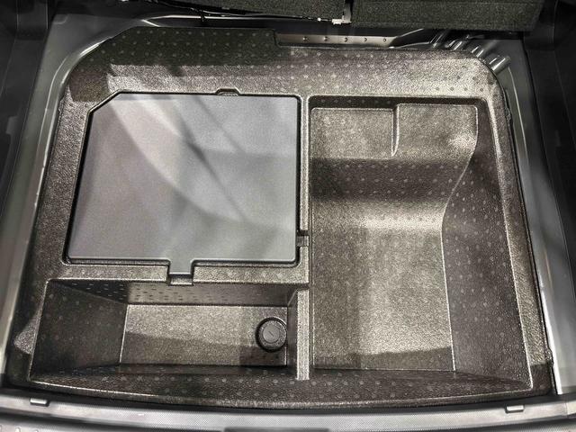 ロッキープレミアムＧ　ＨＥＶ　９インチディスプレイオーディオＬＥＤヘッドランプ・フォグランプ　全車速追従機能付アダプティブクルーズコントロール　レーンキープコントロール　ブラインドスポットモニター　１７インチアルミホイール　シートヒーター（広島県）の中古車