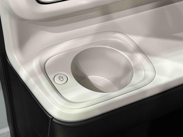 ムーヴキャンバスストライプスG 電動パーキングブレーキ R7年式LEDオートライト・フォグランプ プッシュボタンスタート セキュリティアラーム バックカメラ 両側パワースライドドアウエルカムオープン機能 オート電動格納式ドアミラー(広島県)の中古車