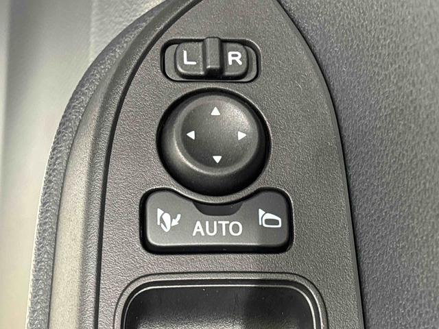 タントカスタムRS パノラマモニター対応 電動パーキングブレーキLEDオートライト パワースライドドアウェルカムオープン機能 オート電動格納式ドアミラー 助手席ロングスライド 助手席イージークローザー アルミホイール キーフリーシステム(広島県)の中古車