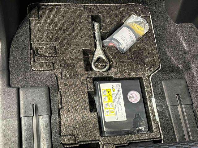 タントカスタムRS パノラマモニター対応 電動パーキングブレーキLEDオートライト パワースライドドアウェルカムオープン機能 オート電動格納式ドアミラー 助手席ロングスライド 助手席イージークローザー アルミホイール キーフリーシステム(広島県)の中古車