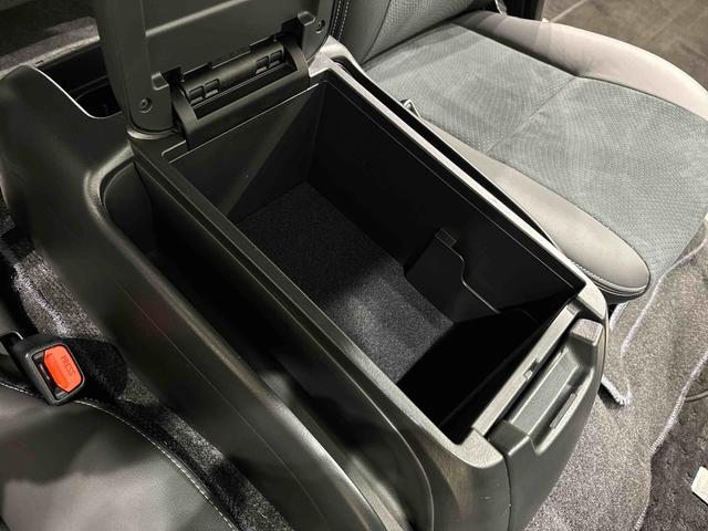 ハイエースバンスーパーＧＬ　ダークプライムII　ナビ　バックモニタ　ＥＴＣまごころ保証１２カ月　　車検整備　フォグランプ　　ＬＥＤヘッドライト　バックモニターマット付き　　両側パワースライドドア　　プッシュボタンスタート（広島県）の中古車