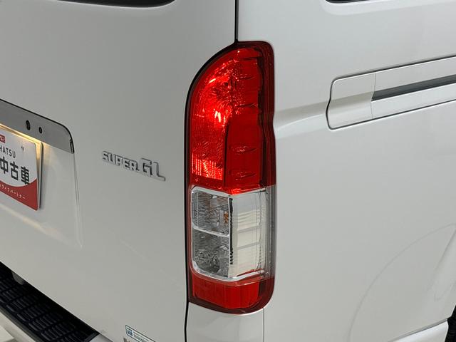 ハイエースバンスーパーＧＬ　ダークプライムII　ナビ　バックモニタ　ＥＴＣまごころ保証１２カ月　　車検整備　フォグランプ　　ＬＥＤヘッドライト　バックモニターマット付き　　両側パワースライドドア　　プッシュボタンスタート（広島県）の中古車