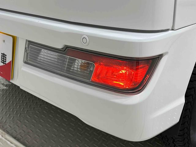 ハイゼットカーゴＤＸ　ＳＡIII　４ＷＤ　キーレスエントリー　パワーウインド手引き式サイドブレーキ　トップシェイドガラス　オーバーヘッドシェルフ　リヤワイパー　スペアタイヤ　ＡＭＦＭラジオ　オートライト　アイドリングストップ（広島県）の中古車