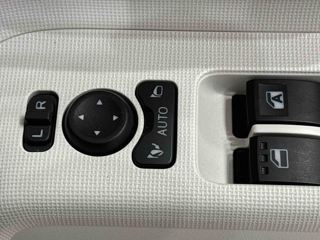 ムーヴキャンバスストライプスＧ　ナビ　ＥＴＣＬＥＤオートライト・フォグランプ　電動パーキングブレーキ　プッシュボタンスタート　セキュリティアラーム　バックカメラ　両側パワースライドドアウエルカムオープン機能　オート電動格納式ドアミラー（広島県）の中古車