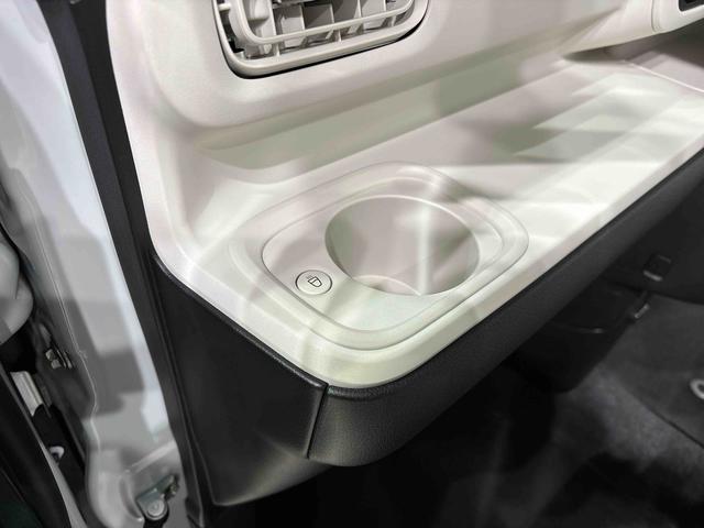 ムーヴキャンバスストライプスＧ　ナビ　ＥＴＣＬＥＤオートライト・フォグランプ　電動パーキングブレーキ　プッシュボタンスタート　セキュリティアラーム　バックカメラ　両側パワースライドドアウエルカムオープン機能　オート電動格納式ドアミラー（広島県）の中古車