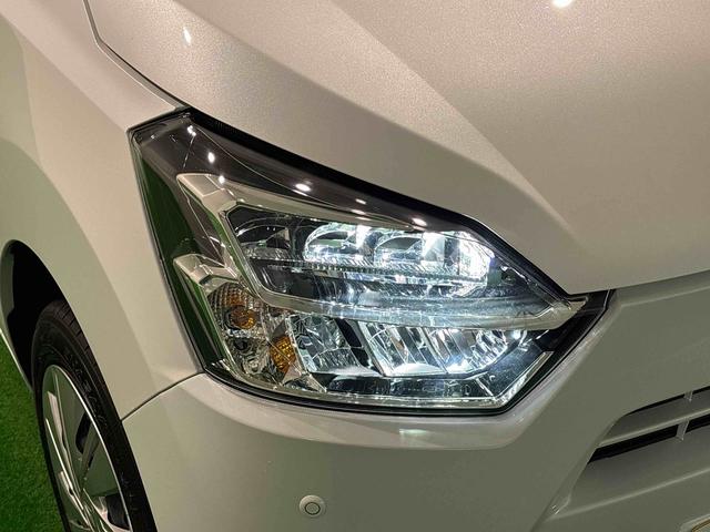 ミライースX リミテッドSAIII 4WD キーレスエントリーLEDヘッドランプ セキュリティアラーム コーナーセンサー 14インチフルホイールキャップ 電動格納式ドアミラー ショツピングフック マニュアルエアコン オートハイビーム バックカメラ(広島県)の中古車