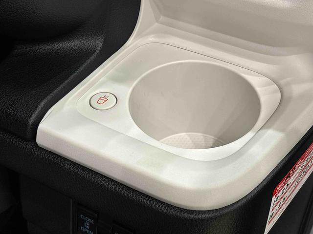 ムーヴキャンバスストライプスＧＬＥＤオートライト・フォグランプ　電動パーキングブレーキ　プッシュボタンスタート　セキュリティアラーム　バックカメラ　両側パワースライドドアウエルカムオープン機能　オート電動格納式ドアミラー（広島県）の中古車