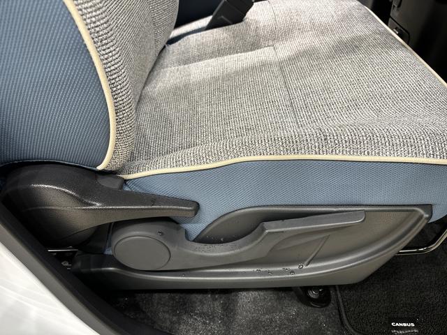 ムーヴキャンバスストライプスＧＬＥＤオートライト・フォグランプ　電動パーキングブレーキ　プッシュボタンスタート　セキュリティアラーム　バックカメラ　両側パワースライドドアウエルカムオープン機能　オート電動格納式ドアミラー（広島県）の中古車