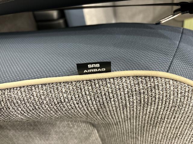 ムーヴキャンバスストライプスＧＬＥＤオートライト・フォグランプ　電動パーキングブレーキ　プッシュボタンスタート　セキュリティアラーム　バックカメラ　両側パワースライドドアウエルカムオープン機能　オート電動格納式ドアミラー（広島県）の中古車