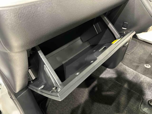 ムーヴキャンバスストライプスＧＬＥＤオートライト・フォグランプ　電動パーキングブレーキ　プッシュボタンスタート　セキュリティアラーム　バックカメラ　両側パワースライドドアウエルカムオープン機能　オート電動格納式ドアミラー（広島県）の中古車