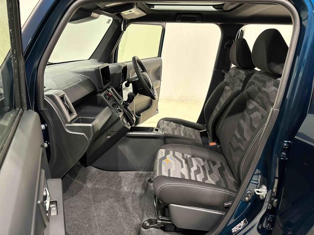 タフトG クロムベンチャー バックモニター対応カメラスカイフィールトップ クロムパック メッキパック シルバーアンダーガーニッシュ インテリアアクセント LEDオートライト&フォグランプ 電動パーキングブレーキ バックカメラ アルミホイール(広島県)の中古車