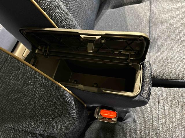 ムーヴキャンバスセオリーＧ　シートヒーター　バックモニター対応カメラＬＥＤオートライト・フォグランプ　電動パーキングブレーキ　プッシュボタンスタート　セキュリティアラーム　バックカメラ　両側パワースライドドアウエルカムオープン機能　オート電動格納式ドアミラー（広島県）の中古車