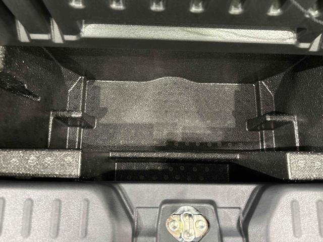 ムーヴキャンバスセオリーＧ　シートヒーター　バックモニター対応カメラＬＥＤオートライト・フォグランプ　電動パーキングブレーキ　プッシュボタンスタート　セキュリティアラーム　バックカメラ　両側パワースライドドアウエルカムオープン機能　オート電動格納式ドアミラー（広島県）の中古車