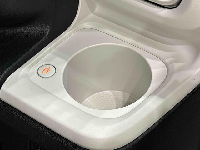 ムーヴキャンバスストライプスＧターボ　バックモニター　電動パーキングブレーキＬＥＤオートライト・フォグランプ　電動パーキングブレーキ　プッシュボタンスタート　セキュリティアラーム　バックカメラ　両側パワースライドドアウエルカムオープン機能　オート電動格納式ドアミラー（広島県）の中古車