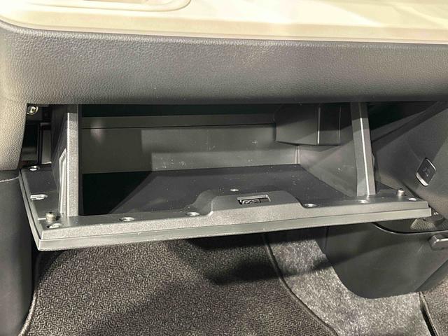 ムーヴキャンバスストライプスＧターボ　バックモニター　電動パーキングブレーキＬＥＤオートライト・フォグランプ　電動パーキングブレーキ　プッシュボタンスタート　セキュリティアラーム　バックカメラ　両側パワースライドドアウエルカムオープン機能　オート電動格納式ドアミラー（広島県）の中古車