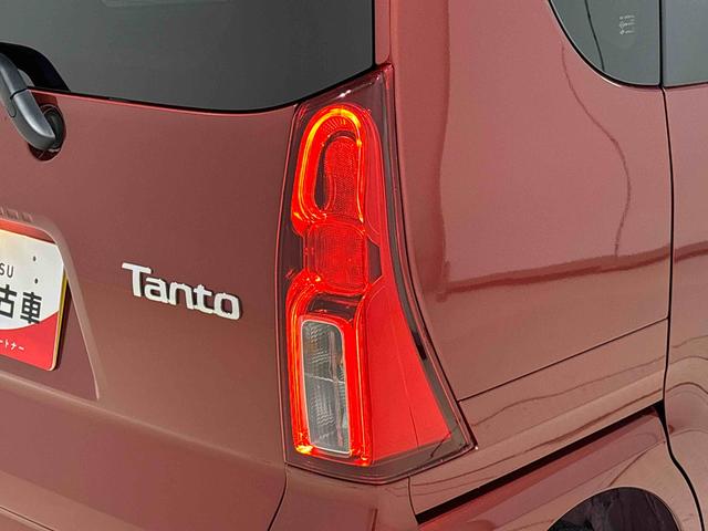 タントＸＬＥＤオートライト　パワースライドドアウェルカムオープン機能　電動パーキングブレーキ　運転席助手席シートヒーター　アルミホイール　キーフリーシステム　　オート電動格納式ドアミラー（広島県）の中古車