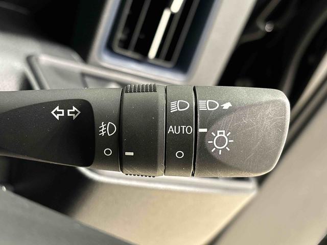 タントカスタムＸ　運転席・助手席シートヒーター　キーフリーシステム純正ナビ装着用アップグレードパック　運転席シートリフター　チルトステアリング　格納式リヤドアサンシェード　ヘッドランプ自動消灯システム（広島県）の中古車