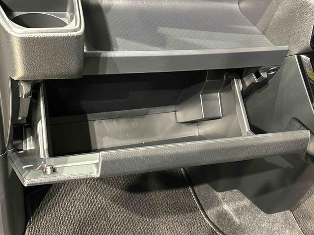 タントカスタムＸ　運転席・助手席シートヒーター　キーフリーシステム純正ナビ装着用アップグレードパック　運転席シートリフター　チルトステアリング　格納式リヤドアサンシェード　ヘッドランプ自動消灯システム（広島県）の中古車