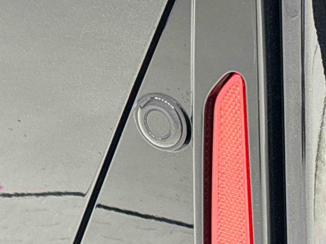 タントカスタムＸ　運転席・助手席シートヒーター　キーフリーシステム純正ナビ装着用アップグレードパック　運転席シートリフター　チルトステアリング　格納式リヤドアサンシェード　ヘッドランプ自動消灯システム（広島県）の中古車