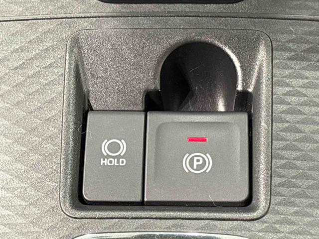 ロッキープレミアムG HEV 電動パーキング ETCバックカメラ純正ナビ装着用アップグレードパック ETC 運転席・助手席シートヒーター 本革巻ステアリングホイール 電動パーキングブレーキ オートブレーキホールド機能 17インチアルミホイール キーフリーシステム(広島県)の中古車