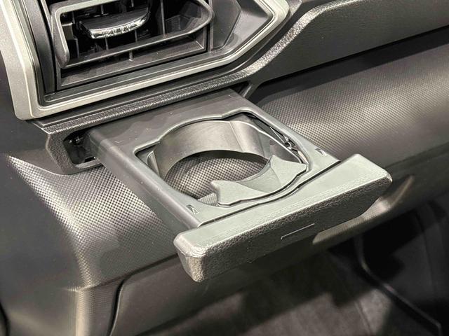 ロッキープレミアムG HEV 電動パーキング ETCバックカメラ純正ナビ装着用アップグレードパック ETC 運転席・助手席シートヒーター 本革巻ステアリングホイール 電動パーキングブレーキ オートブレーキホールド機能 17インチアルミホイール キーフリーシステム(広島県)の中古車