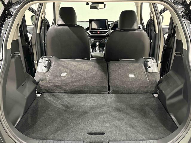 ロッキープレミアムG HEV 電動パーキング ETCバックカメラ純正ナビ装着用アップグレードパック ETC 運転席・助手席シートヒーター 本革巻ステアリングホイール 電動パーキングブレーキ オートブレーキホールド機能 17インチアルミホイール キーフリーシステム(広島県)の中古車