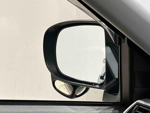 ロッキープレミアムG HEV 電動パーキング ETCバックカメラ純正ナビ装着用アップグレードパック ETC 運転席・助手席シートヒーター 本革巻ステアリングホイール 電動パーキングブレーキ オートブレーキホールド機能 17インチアルミホイール キーフリーシステム(広島県)の中古車