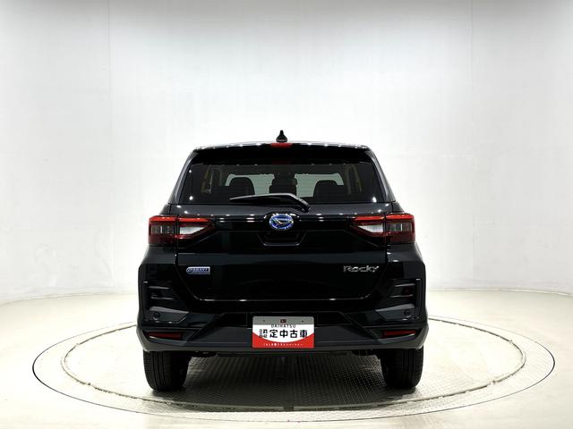 ロッキープレミアムＧ　ＨＥＶ　ナビ・パノラマカメラ・ＥＴＣＬＥＤヘッドランプ・フォグランプ　全車速追従機能付アダプティブクルーズコントロール　レーンキープコントロール　ブラインドスポットモニター　１７インチアルミホイール　シートヒーター（広島県）の中古車