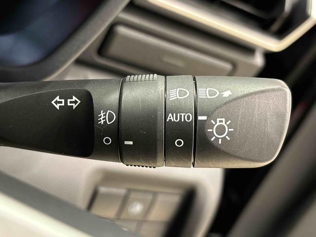 ロッキープレミアムＧ　ＨＥＶ　ナビ・パノラマカメラ・ＥＴＣＬＥＤヘッドランプ・フォグランプ　全車速追従機能付アダプティブクルーズコントロール　レーンキープコントロール　ブラインドスポットモニター　１７インチアルミホイール　シートヒーター（広島県）の中古車