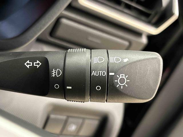 ロッキープレミアムＧ　ＨＥＶ　ナビゲーション　ＥＴＣＬＥＤヘッドランプ・フォグランプ　全車速追従機能付アダプティブクルーズコントロール　レーンキープコントロール　アルミホイール　シーケンシャルターンランプ（広島県）の中古車