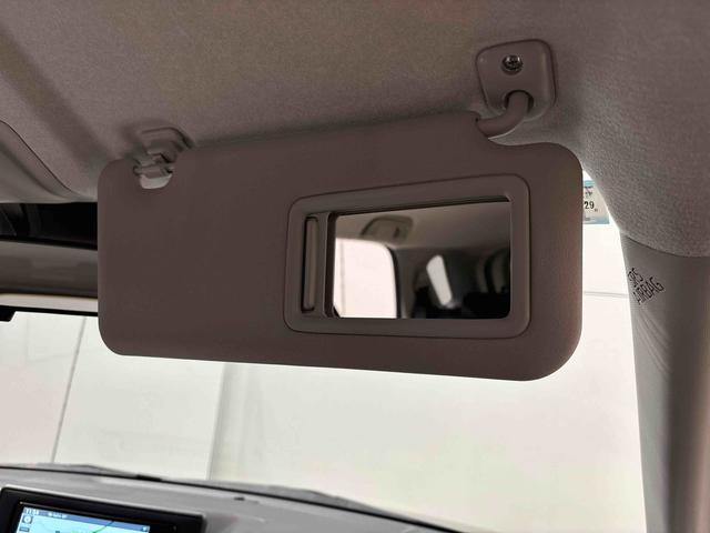 ロッキープレミアムＧ　ＨＥＶ　ナビゲーション　ＥＴＣＬＥＤヘッドランプ・フォグランプ　全車速追従機能付アダプティブクルーズコントロール　レーンキープコントロール　アルミホイール　シーケンシャルターンランプ（広島県）の中古車