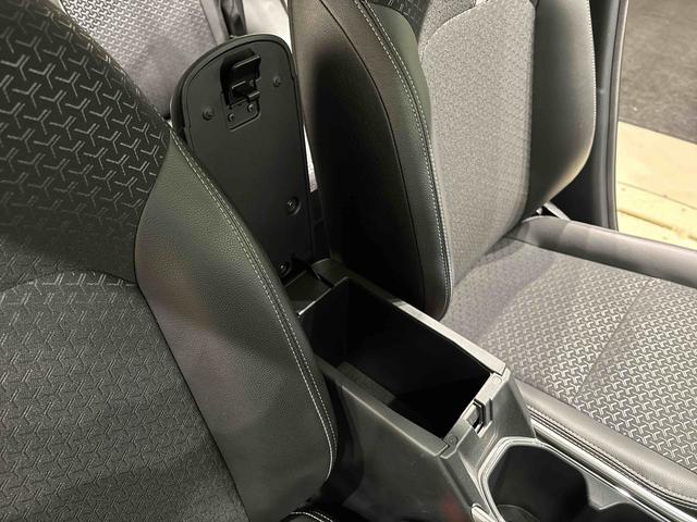 ロッキープレミアムＧ　ＨＥＶ　ナビゲーション　ＥＴＣＬＥＤヘッドランプ・フォグランプ　全車速追従機能付アダプティブクルーズコントロール　レーンキープコントロール　アルミホイール　シーケンシャルターンランプ（広島県）の中古車