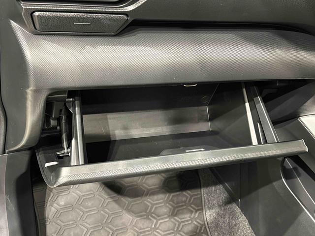 ロッキープレミアムＧ　ＨＥＶ　ナビゲーション　ＥＴＣＬＥＤヘッドランプ・フォグランプ　全車速追従機能付アダプティブクルーズコントロール　レーンキープコントロール　アルミホイール　シーケンシャルターンランプ（広島県）の中古車