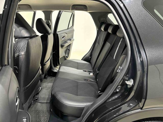 ロッキープレミアムＧ　ＨＥＶ　ナビゲーション　ＥＴＣＬＥＤヘッドランプ・フォグランプ　全車速追従機能付アダプティブクルーズコントロール　レーンキープコントロール　アルミホイール　シーケンシャルターンランプ（広島県）の中古車